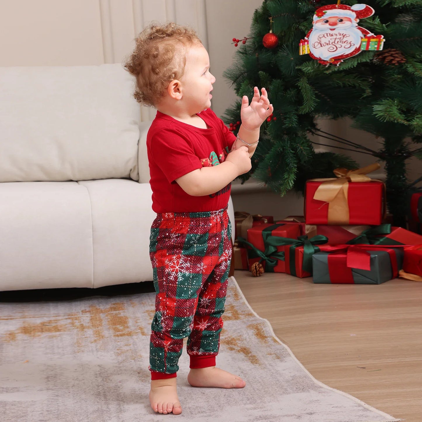 2025 Christmas Pajamas Set Short Sleeve O Neck T-Shirt+Trousers 2 Pieces Suit Family Matching Outfits Print Homewear Xmas Look