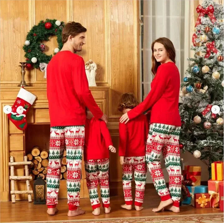 2025 Family Matching Pajamas Cartoon Print Adults Kids Christmas Clothing Set.