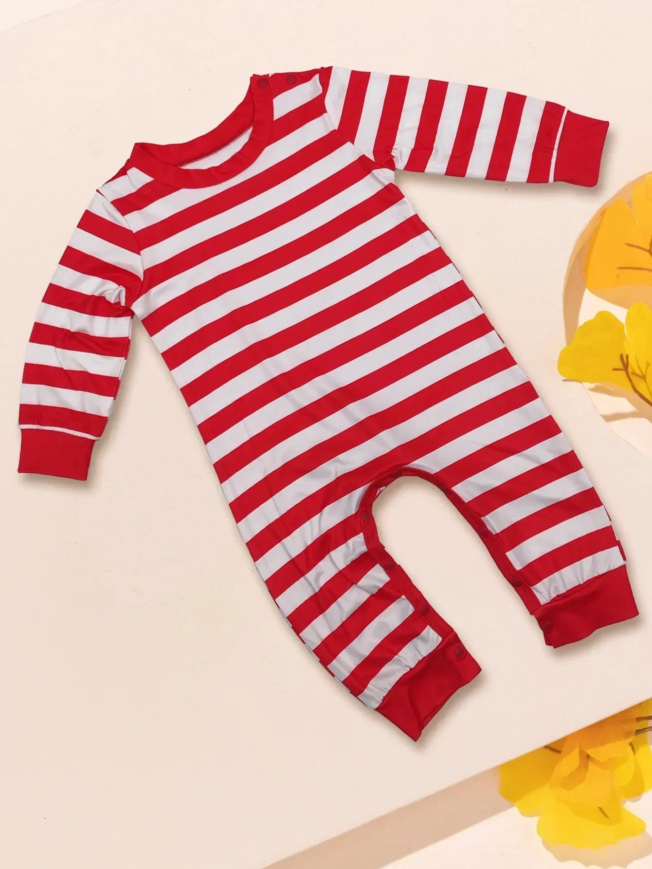 Merry Christmas Print Family Matching Pajamas Set Cartoon Striped Sleepwear Adults Kids Clothing Sets Cute Soft Pyjama Xmas Look