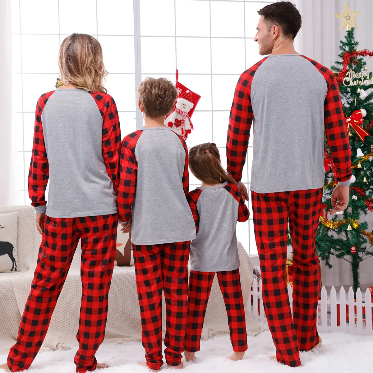 Christmas Tree Print Pjs Family Matching Outfits Boys Girls Pajamas Mother Father Kids Clothing Set Soft Loose Pijamas Xmas Look