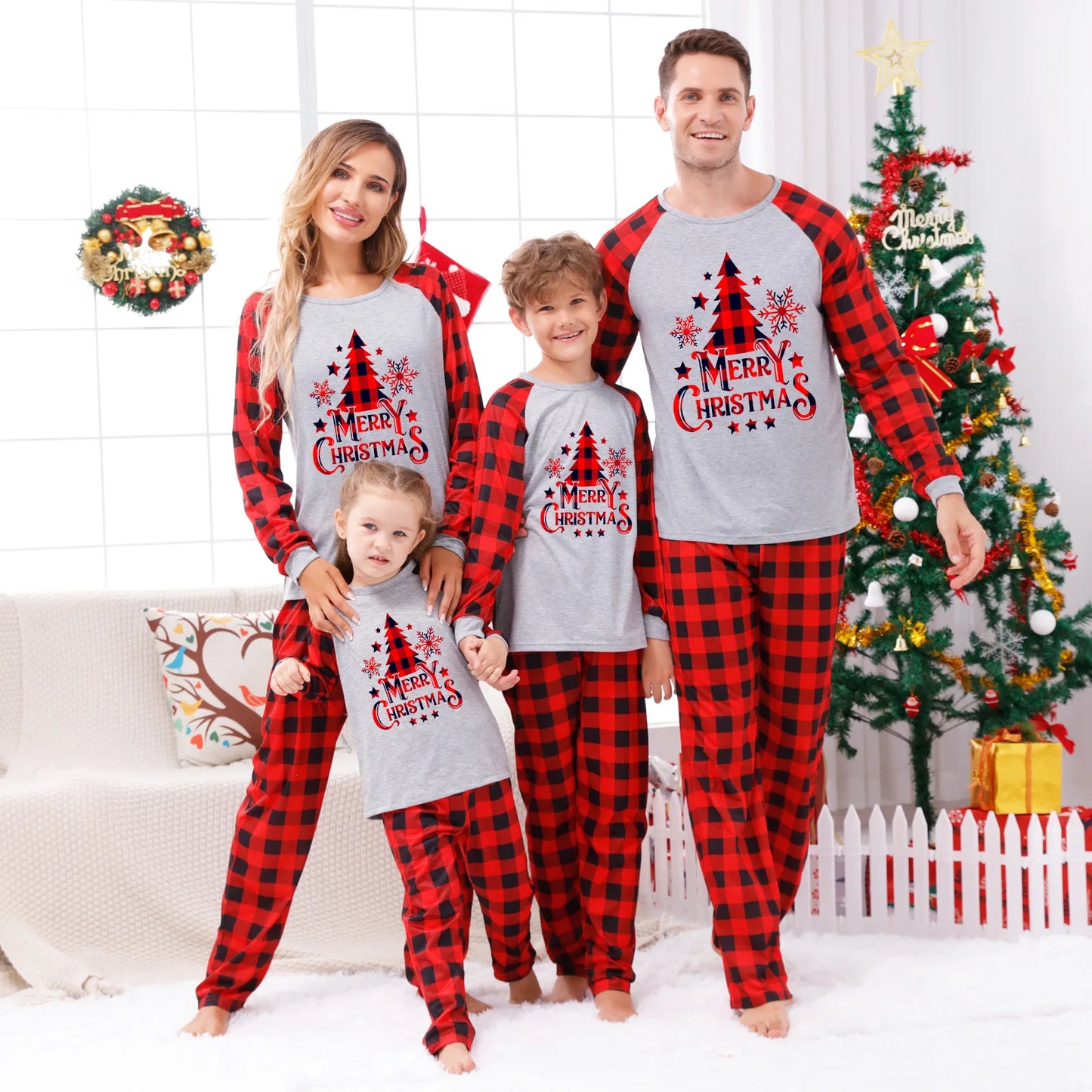 Christmas Tree Print Pjs Family Matching Outfits Boys Girls Pajamas Mother Father Kids Clothing Set Soft Loose Pijamas Xmas Look