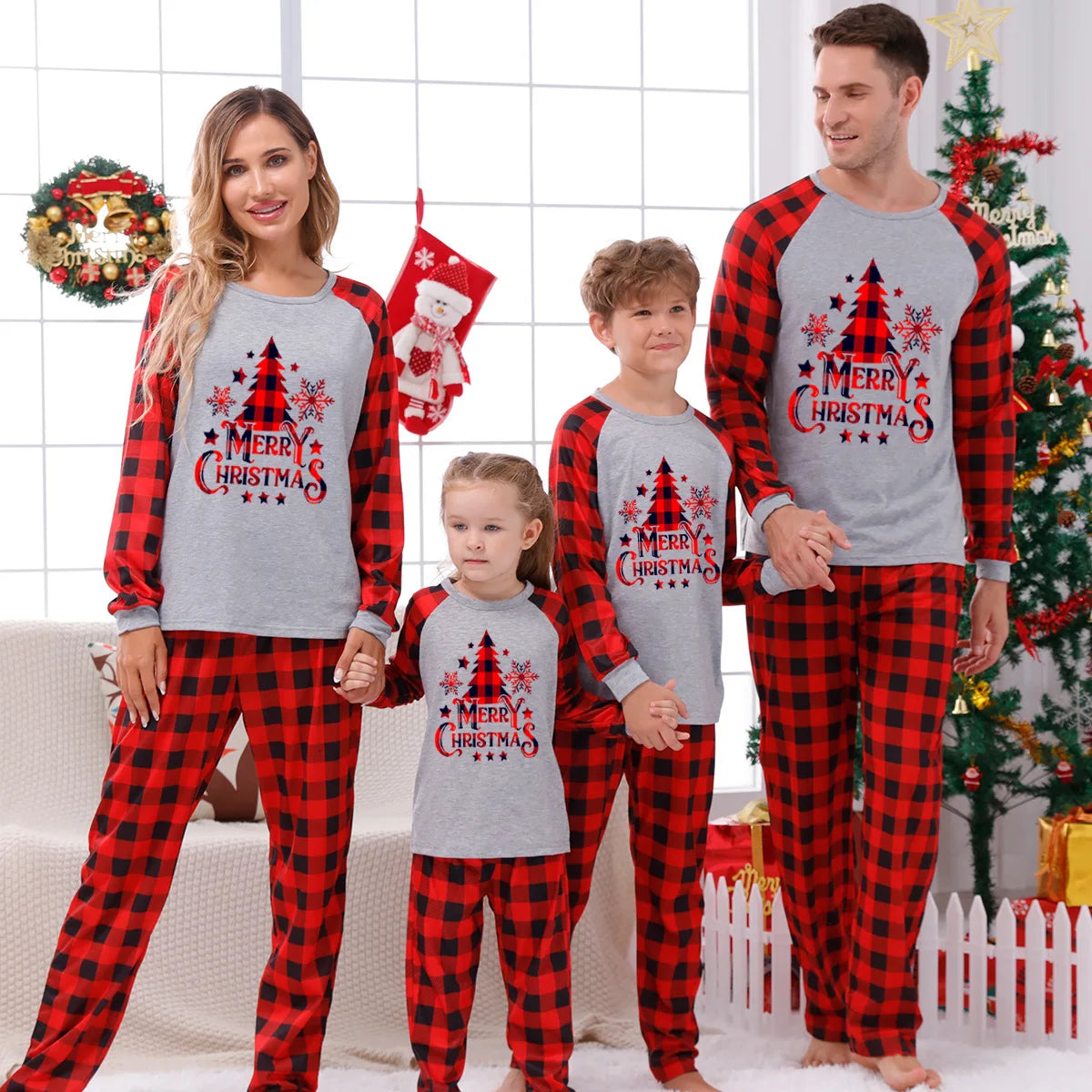 Christmas Tree Print Pjs Family Matching Outfits Boys Girls Pajamas Mother Father Kids Clothing Set Soft Loose Pijamas Xmas Look
