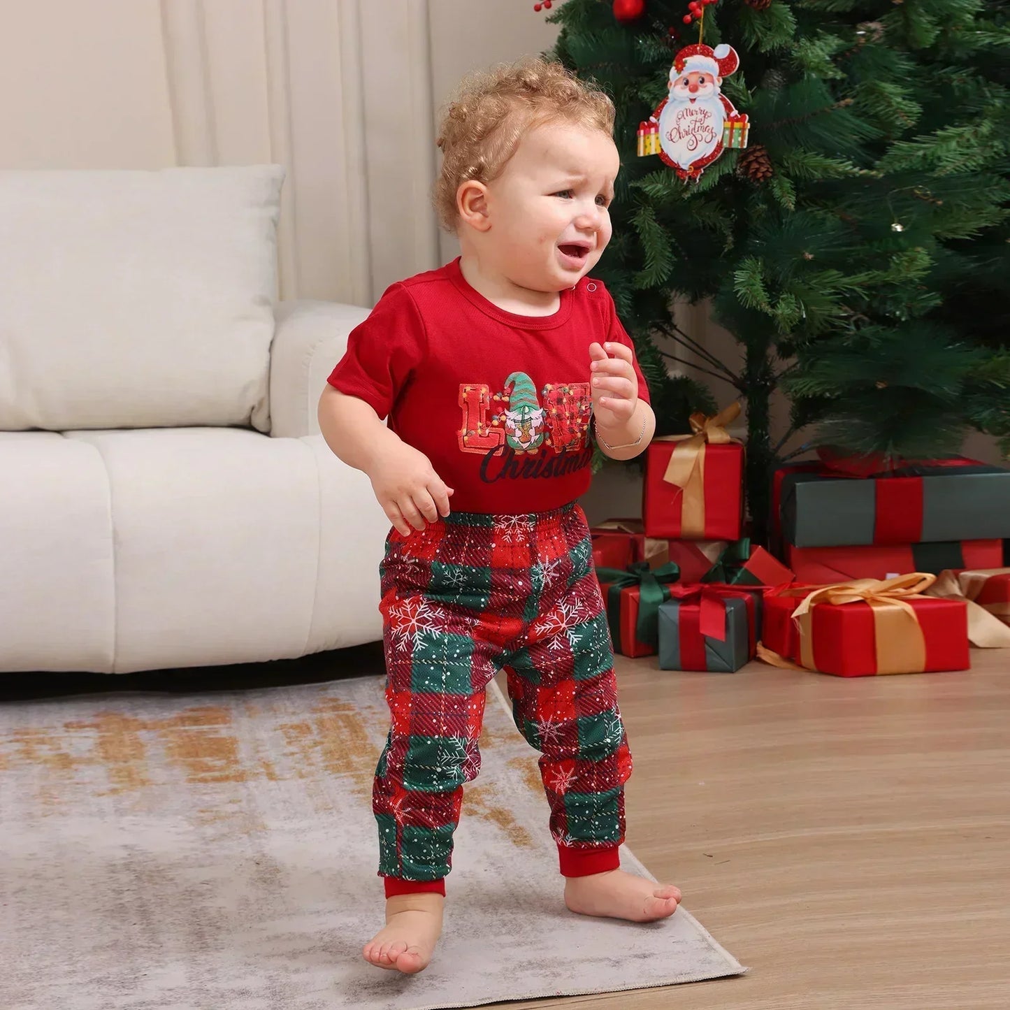 2025 Christmas Pajamas Set Short Sleeve O Neck T-Shirt+Trousers 2 Pieces Suit Family Matching Outfits Print Homewear Xmas Look