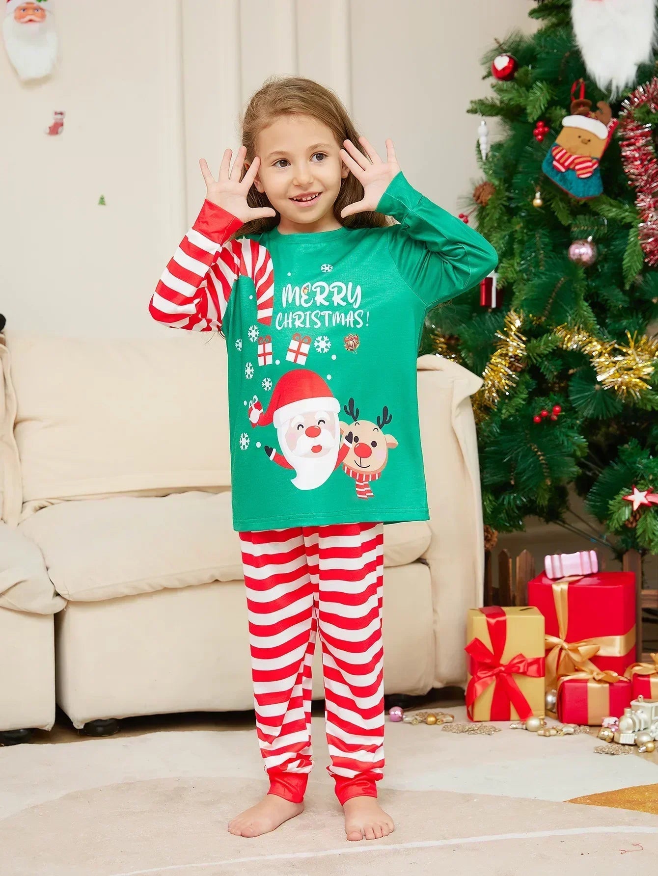 Merry Christmas Print Family Matching Pajamas Set Cartoon Striped Sleepwear Adults Kids Clothing Sets Cute Soft Pyjama Xmas Look