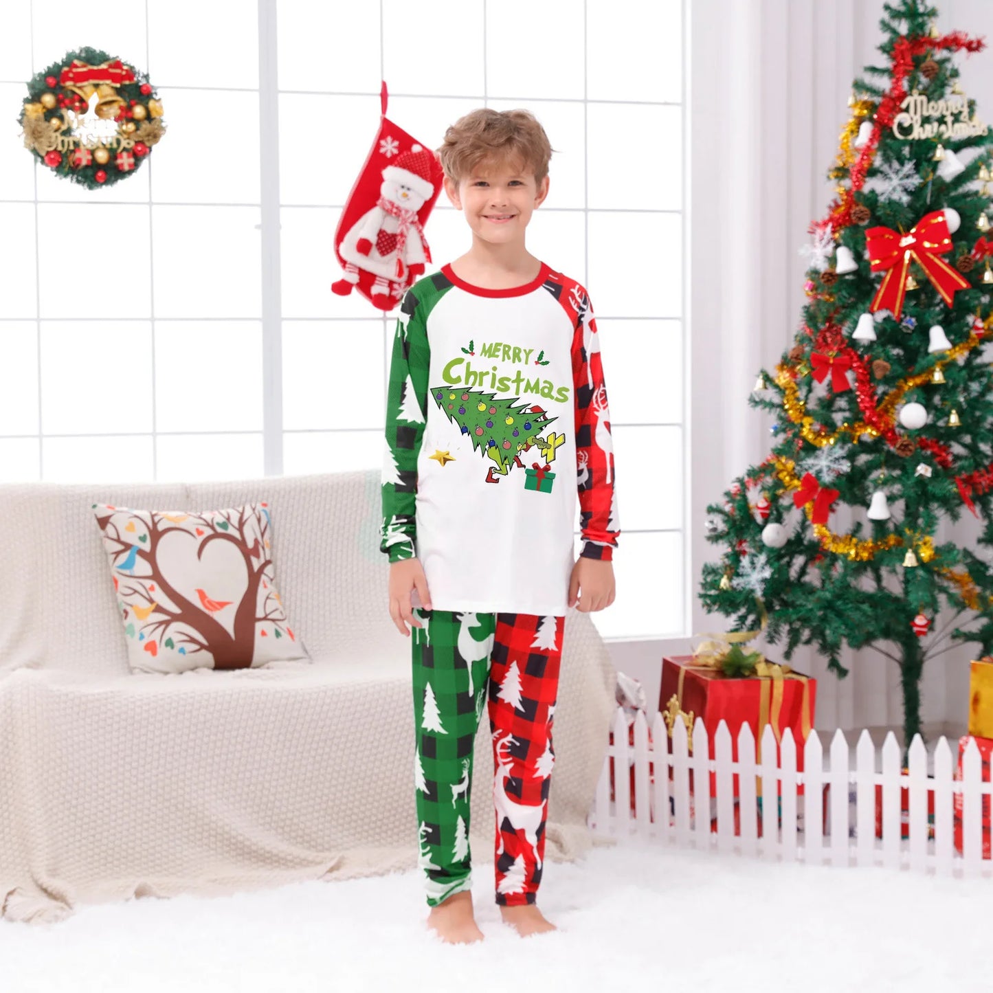 2026 Christmas Tree Patchwork Print Family Pajamas Set New Year's Costumes Holiday Wear Full Sleeve 2 Pcs Suit Pjs
