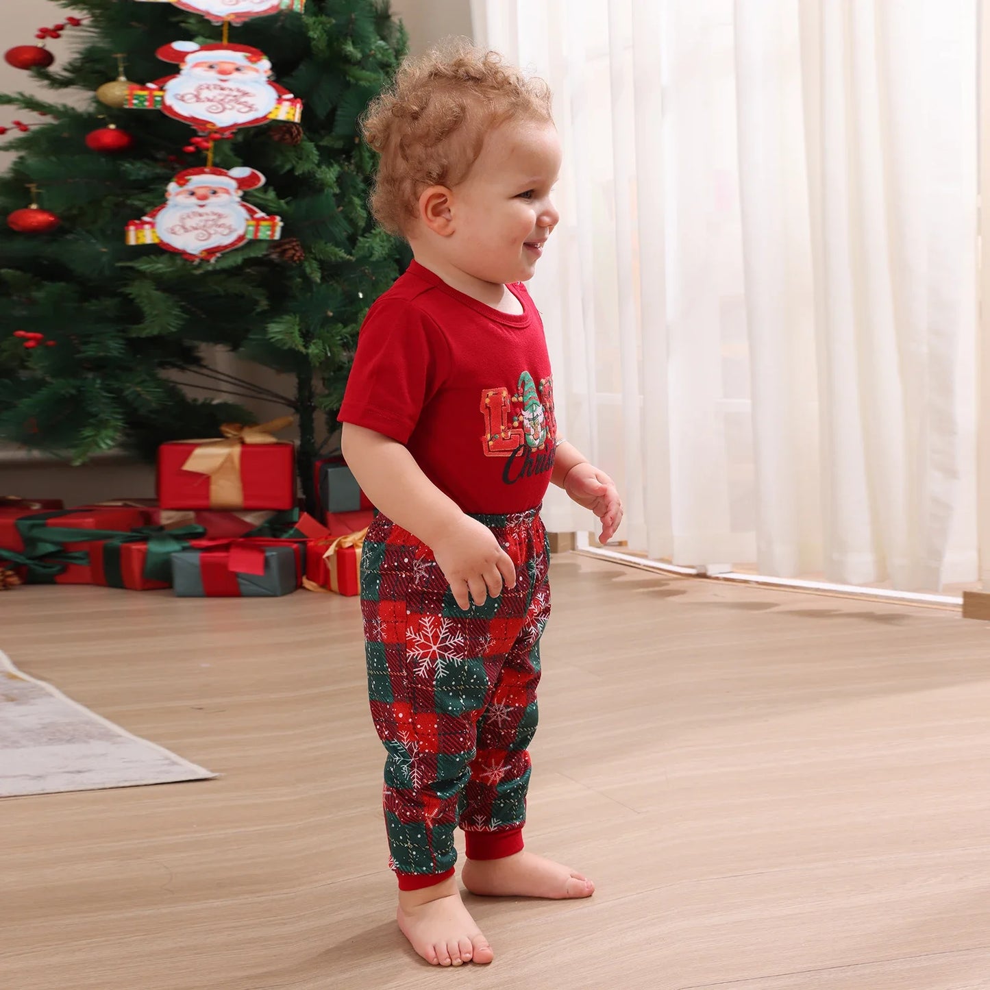 2025 Christmas Pajamas Set Short Sleeve O Neck T-Shirt+Trousers 2 Pieces Suit Family Matching Outfits Print Homewear Xmas Look