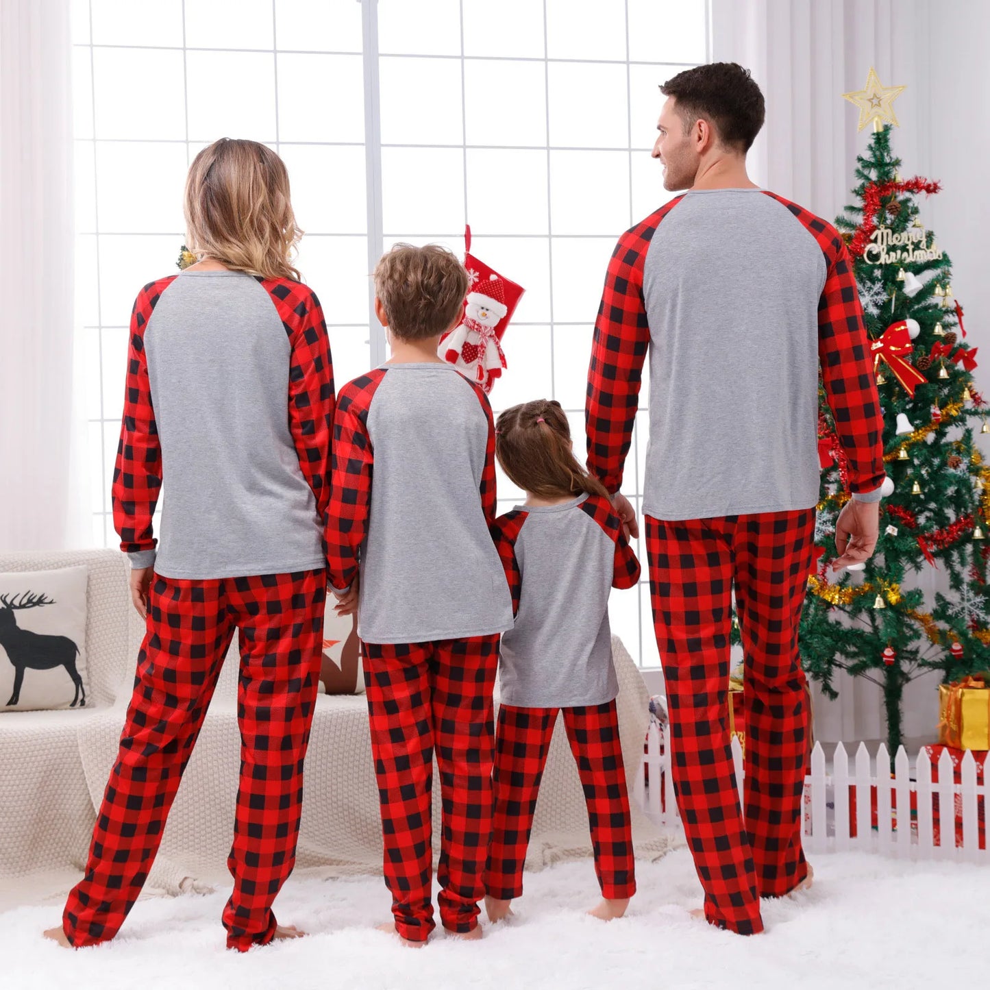 2025 New Santa Claus Print Christmas Matching Pajamas Set for Family Full Sleeve Two Pieces Suit Baby Romper Xmas Look Pyjamas