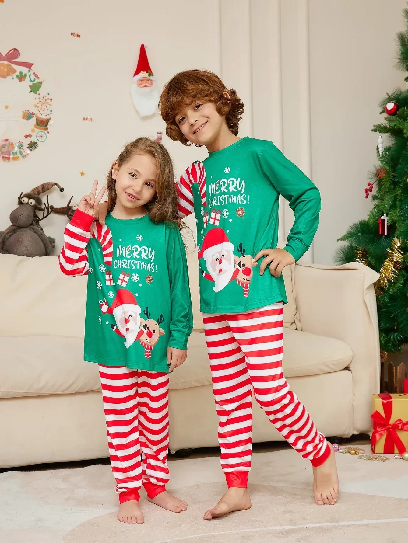 Merry Christmas Print Family Matching Pajamas Set Cartoon Striped Sleepwear Adults Kids Clothing Sets Cute Soft Pyjama Xmas Look