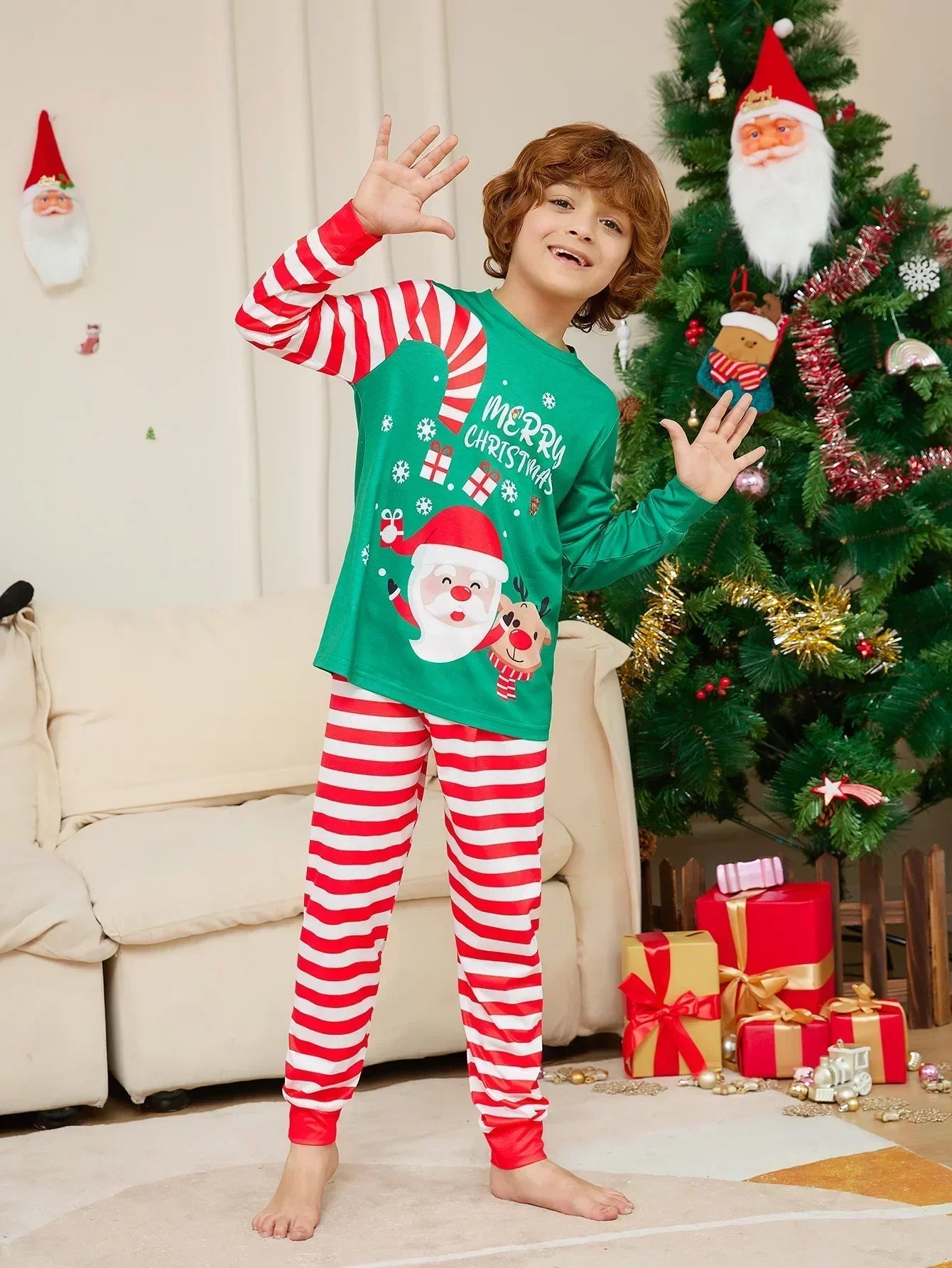 Merry Christmas Print Family Matching Pajamas Set Cartoon Striped Sleepwear Adults Kids Clothing Sets Cute Soft Pyjama Xmas Look