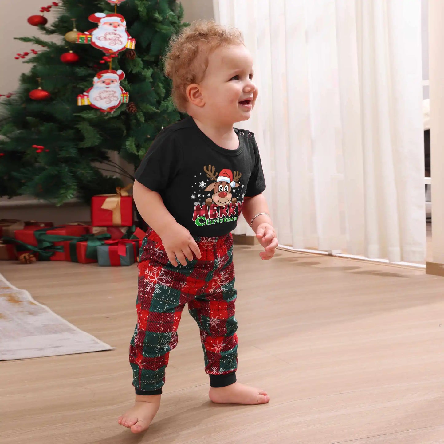 2025 Christmas Pajamas Set Short Sleeve O Neck T-Shirt+Trousers 2 Pieces Suit Family Matching Outfits Print Homewear Xmas Look