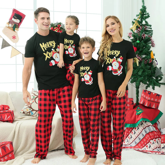 2025 New Short Sleeve Christmas Family Matching Pajamas Set T-Shirt+Trousers Holiday Costume Mom Dad Kids Clothes Sets Xmas Look