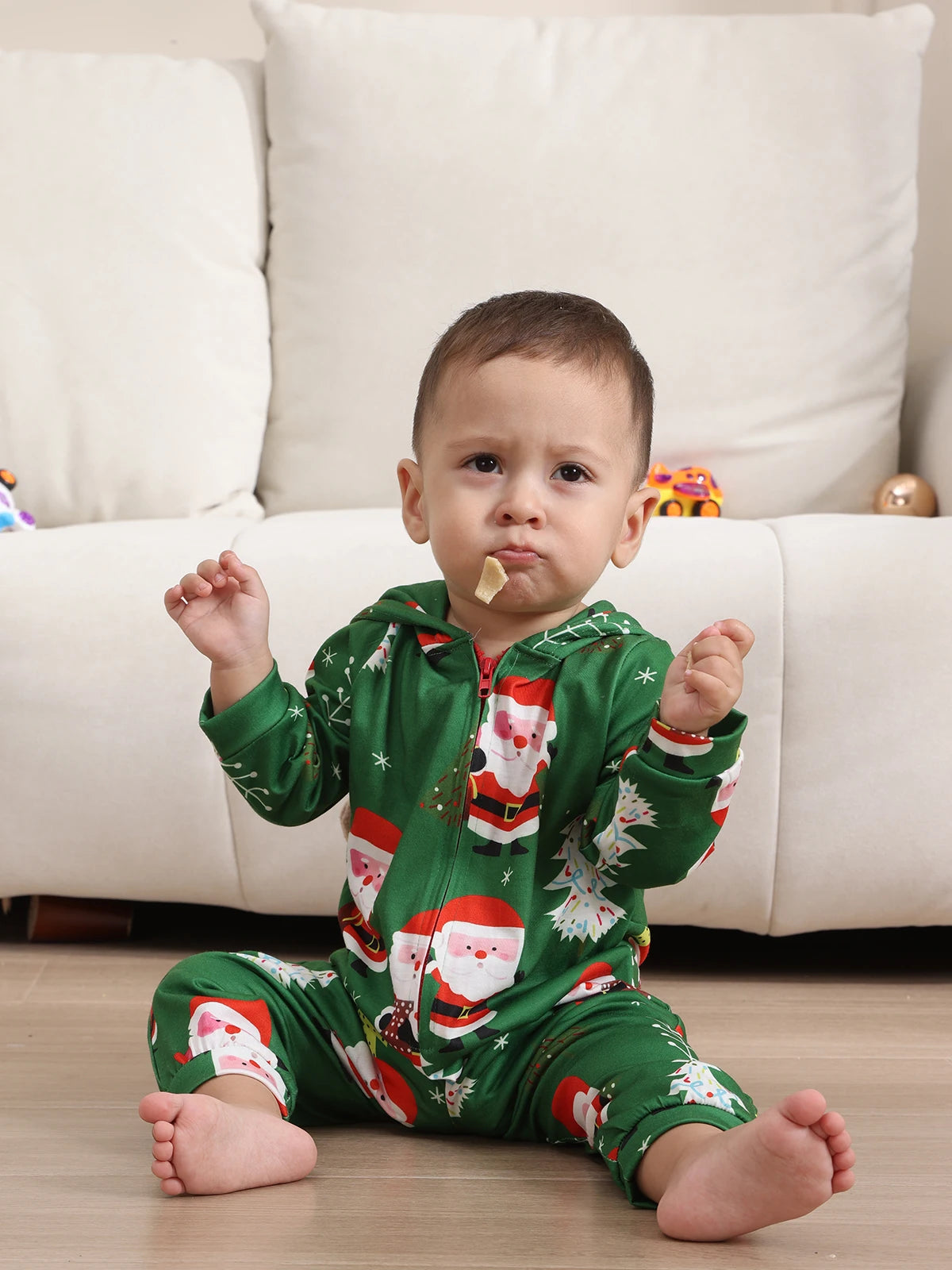 New Christmas Family Look Onesies Santa Print One-piece Jumpsuit Adults Kids Matching Pajamas Cute Zipper Hooded Romper Xmas Pjs